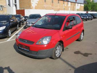 2008 Ford Fiesta Photos