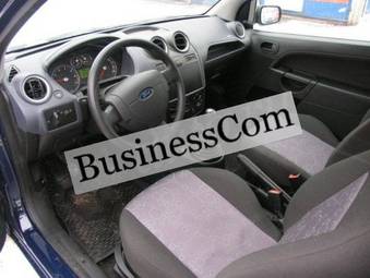 2008 Ford Fiesta Photos