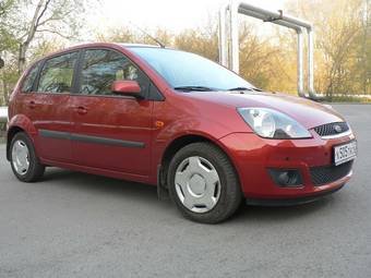 2008 Ford Fiesta Pictures