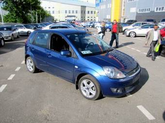 2008 Ford Fiesta Photos