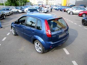 2008 Ford Fiesta Pictures