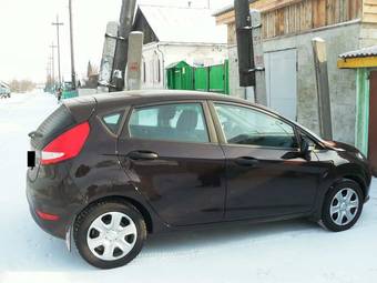 2009 Ford Fiesta Photos