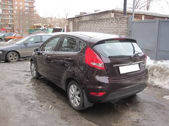 2009 Ford Fiesta Photos