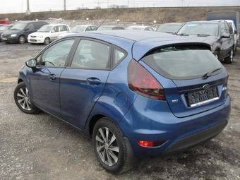 2009 Ford Fiesta Photos