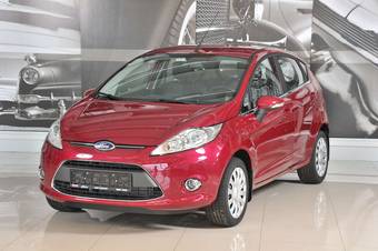 2012 Ford Fiesta Photos