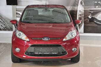 2012 Ford Fiesta Pictures