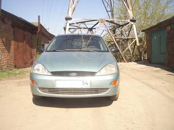 1998 Ford Focus Photos