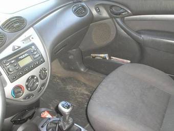 1999 Ford Focus Pictures