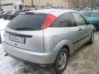 1999 Ford Focus Pictures