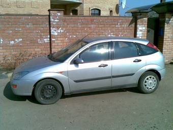 1999 Ford Focus Pictures