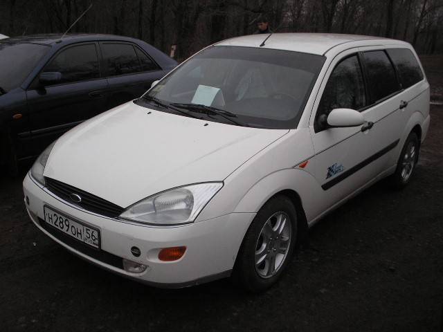 Ford focus white smoke from exhaust