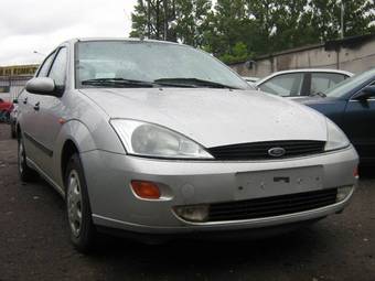 1999 Ford Focus Photos