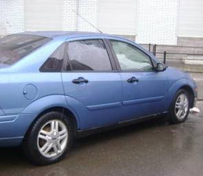 2000 Ford Focus Photos