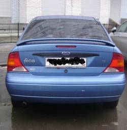 2000 Ford Focus Pictures