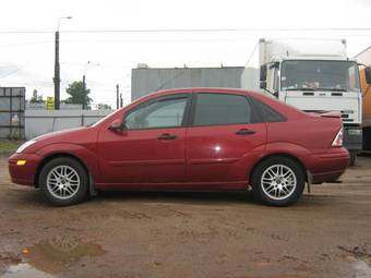 2000 Ford Focus Pics