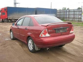 2000 Ford Focus Pictures