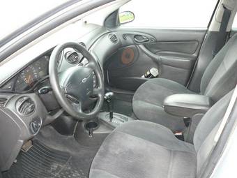 2000 Ford Focus Pictures