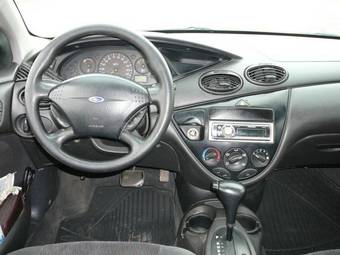 2000 Ford Focus Photos