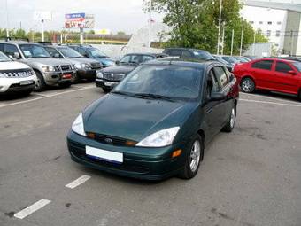 2000 Ford Focus Pictures