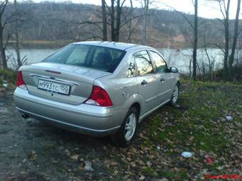 2000 Ford Focus Pictures