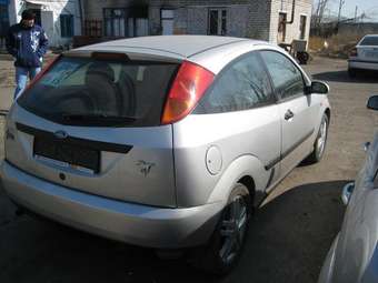 2001 Ford Focus Pictures