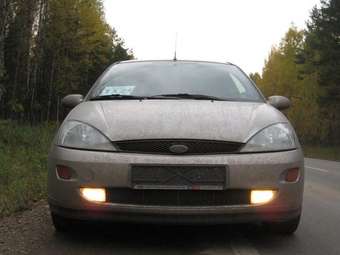2001 Ford Focus Images