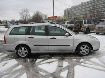 2001 Ford Focus Images