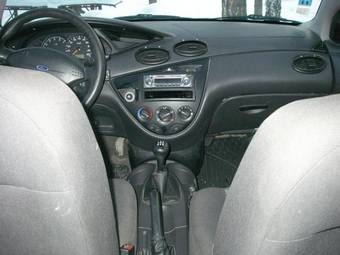 2001 Ford Focus Pictures