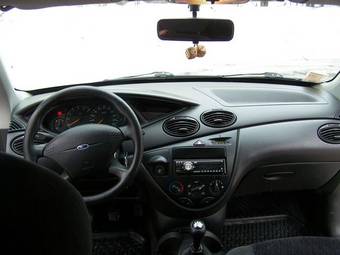 2001 Ford Focus Pics