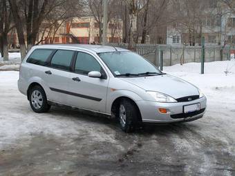 2001 Ford Focus Pictures