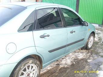 2001 Ford Focus Photos