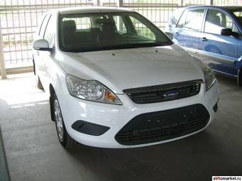 2001 Ford Focus Photos