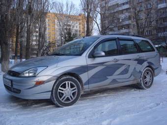 2001 Ford Focus Pictures