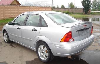 2001 Ford Focus Photos
