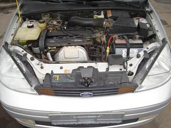 2001 Ford Focus Images