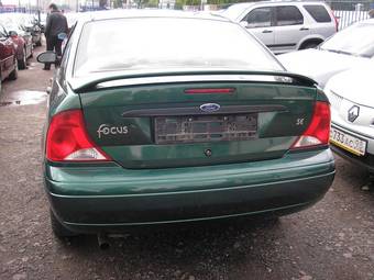 2001 Ford Focus Photos