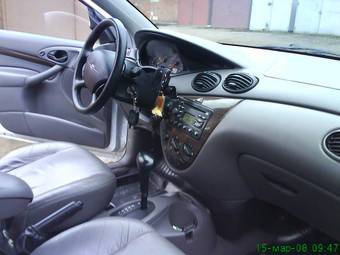 2001 Ford Focus Pictures