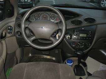 2001 Ford Focus Photos