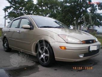 2001 Ford Focus Photos