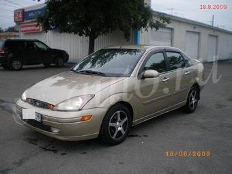 2001 Ford Focus Photos