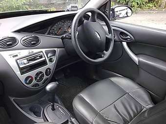 2002 Ford Focus Pictures