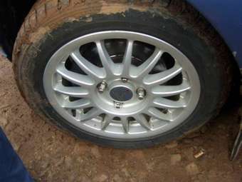 2002 Ford Focus Photos