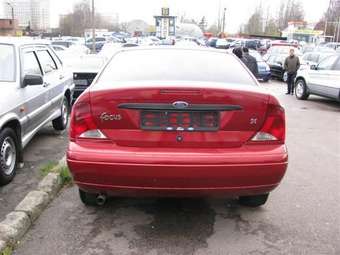 2002 Ford Focus Photos