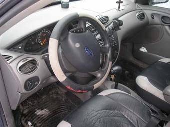 2002 Ford Focus Images