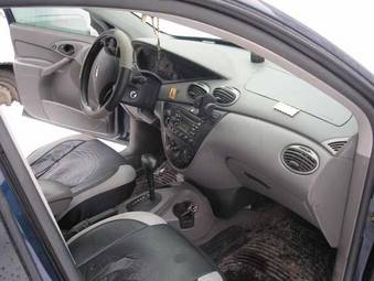 2002 Ford Focus Pictures