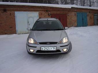 2002 Ford Focus Photos