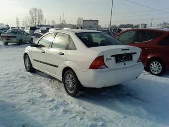 2002 Ford Focus Pictures
