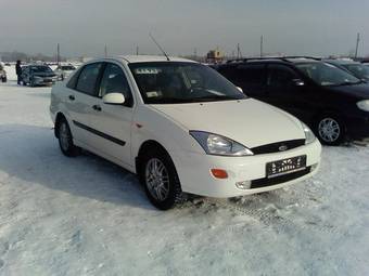 2002 Ford Focus Photos