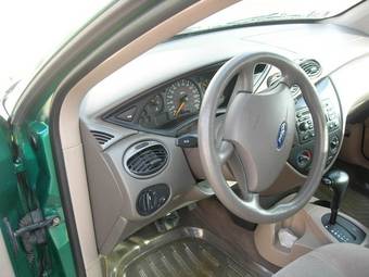 2002 Ford Focus Pictures