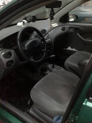 2002 Ford Focus Photos